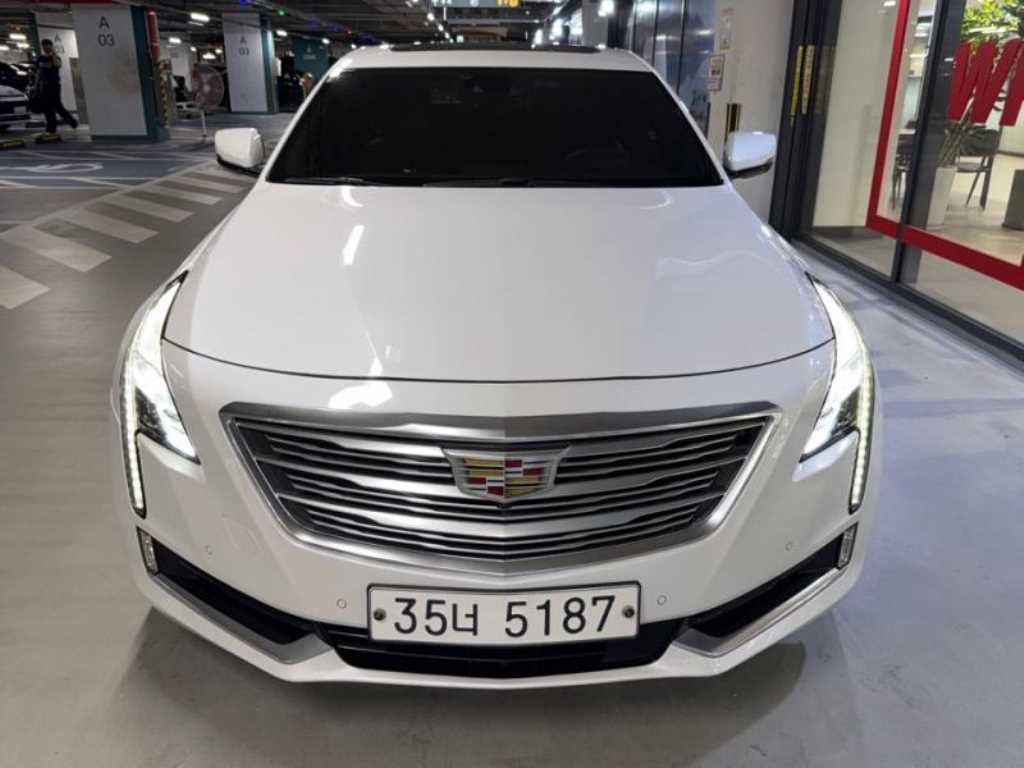 캐딜락 CT6 3.6 플래티넘 AWD 사진 2/20