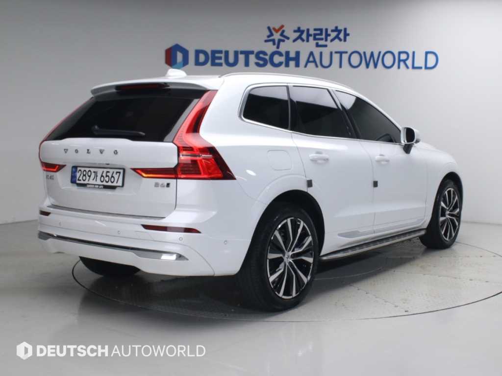 볼보 XC60 B6 AWD 얼티메이트 브라이트 사진 2/20