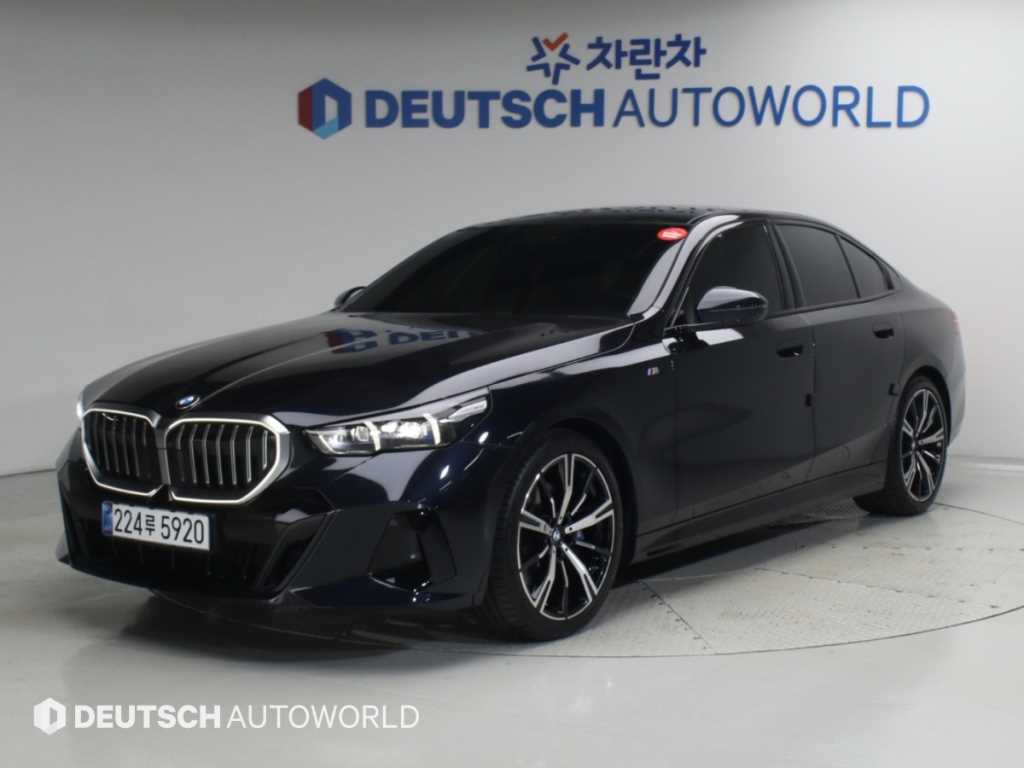 5시리즈 (G60) 530i xDrive M 스포츠 2024년식