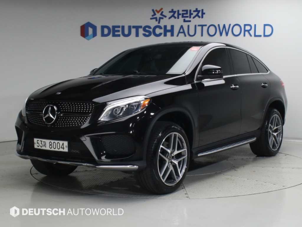 벤츠 GLE 클래스 GLE 350 d 4MATIC 쿠페 사진