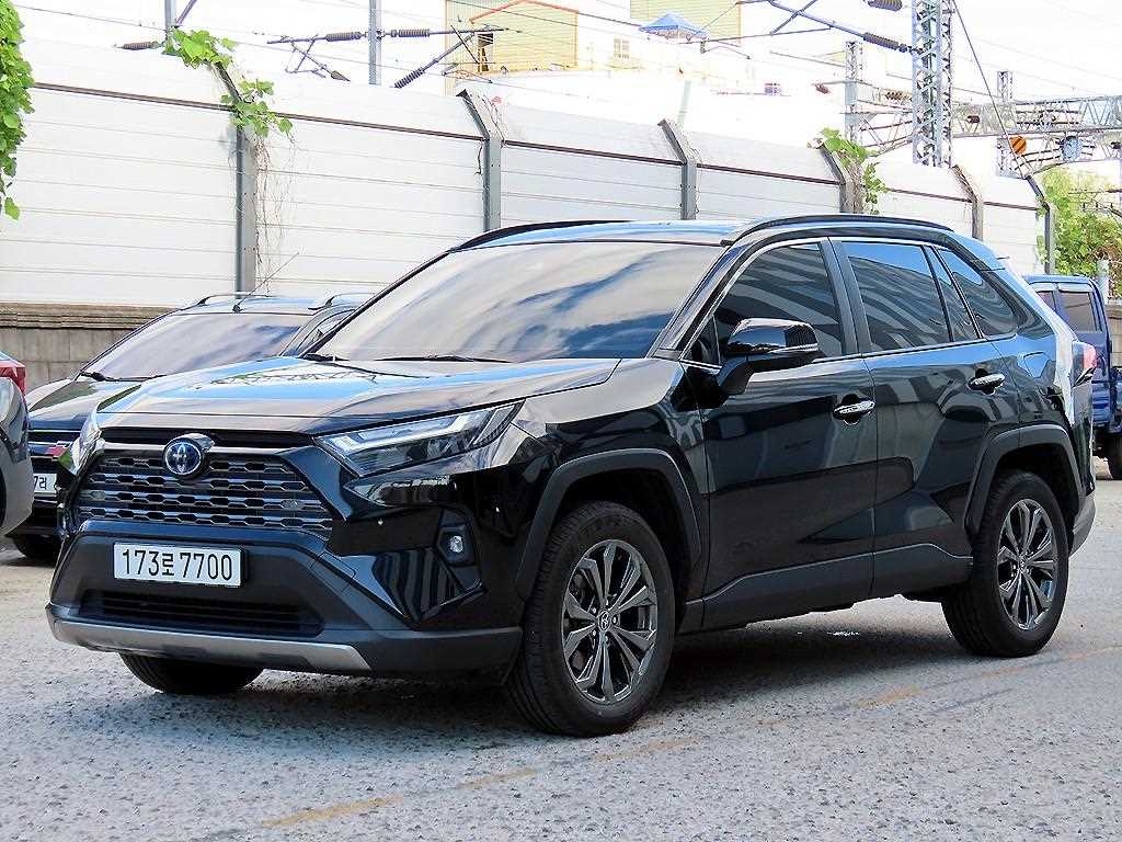 토요타 라브4 2.5 4WD 하이브리드 LTD 사진 2/20