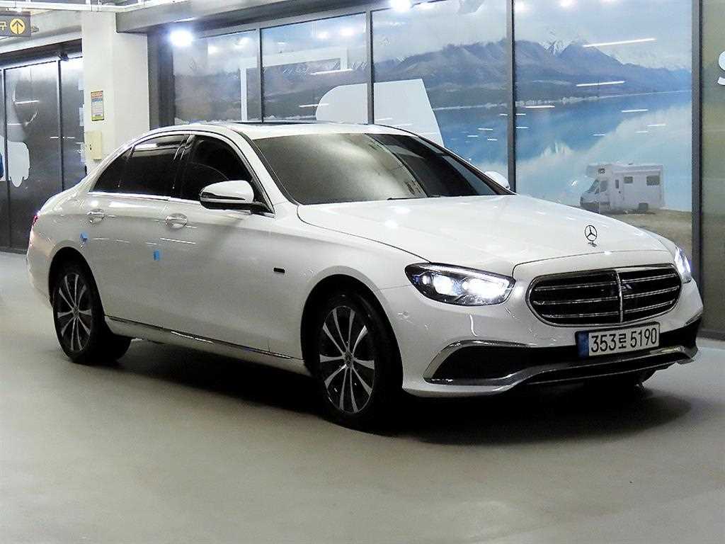 E-클래스 W213 E300e 4MATIC 익스클루시브 2021년식