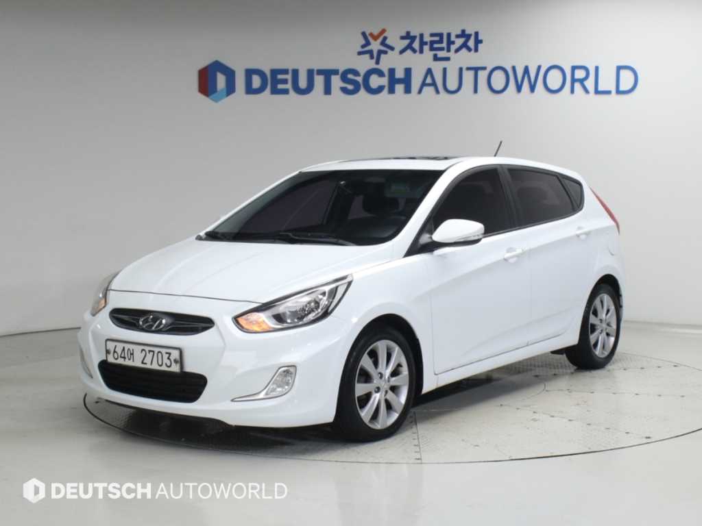 엑센트신형 위트 1.6VGT 프리미어 2013년식