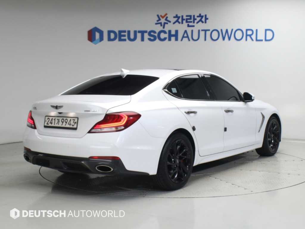 제네시스 G70 3.3T 스포츠 AWD 프레스티지 사진 2/20