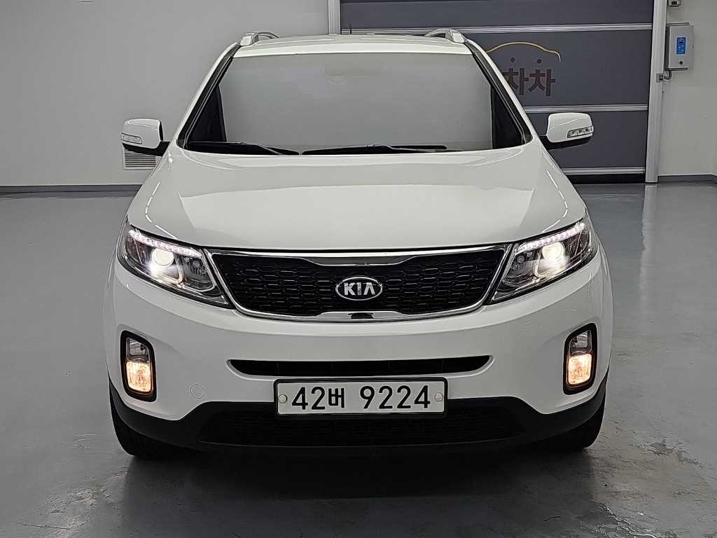 기아 쏘렌토 2WD 2.0 프레스티지 사진 2/19