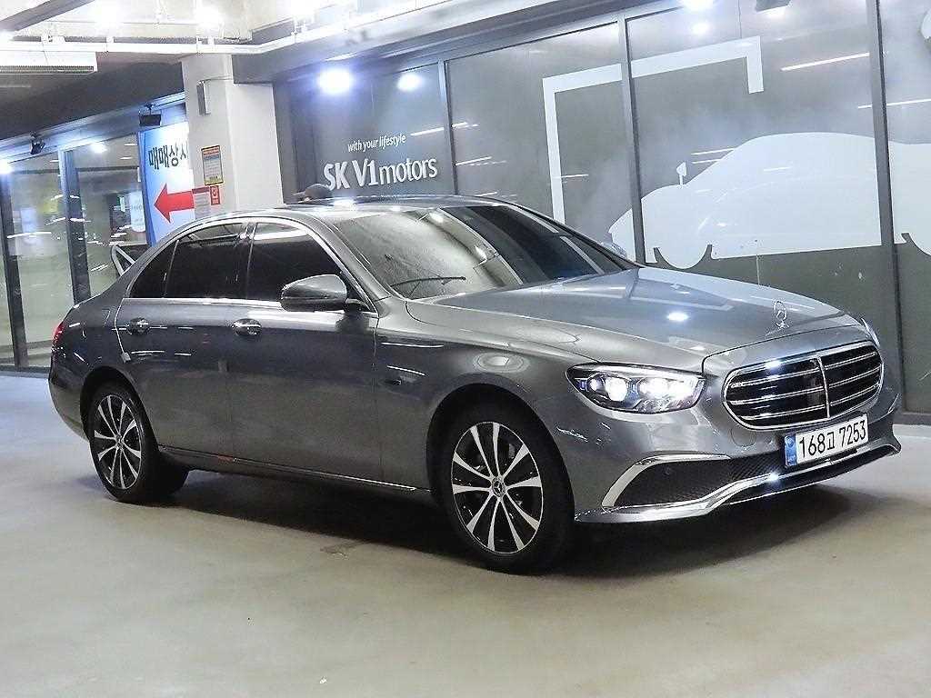 E-클래스 W213 E300e 4MATIC 익스클루시브 2021년식