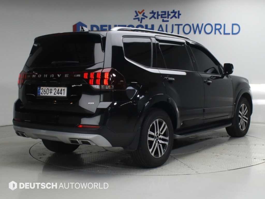 기아 모하비 4WD 플레티넘 5인승 사진 2/20