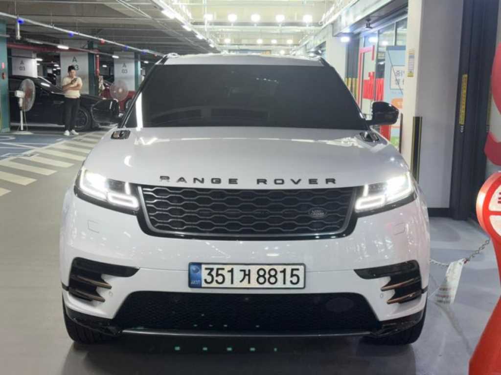 레인지로버 벨라 3.0 P400 R-다이나믹 SE 2021년식