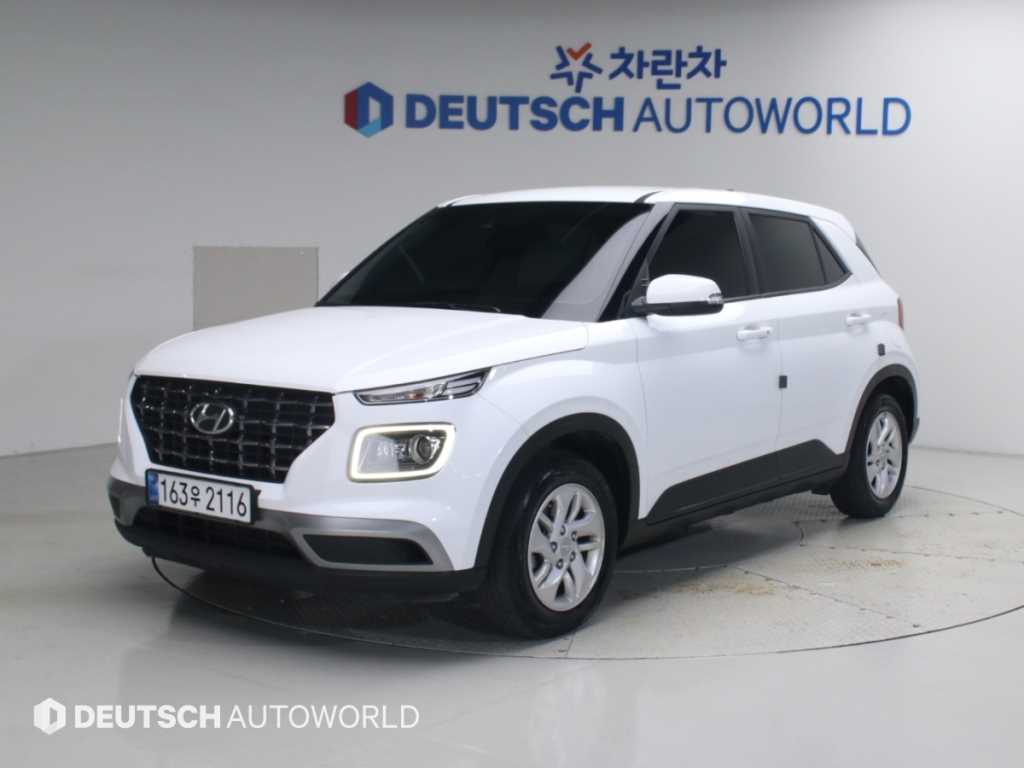 베뉴 1.6 모던 2020년식
