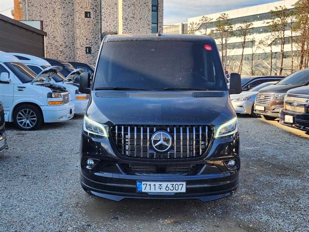 벤츠 스프린터 319 CDi 유로스타 VIP 사진 2/20