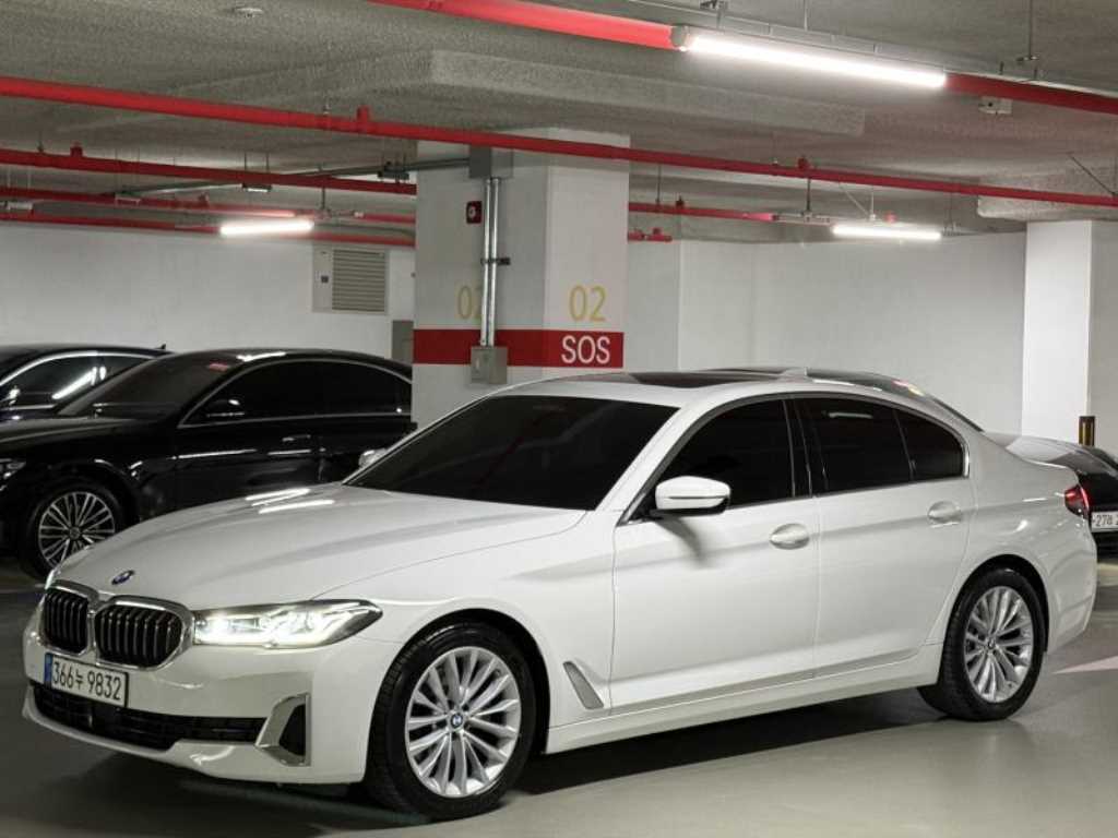5시리즈 (G30) 520i 럭셔리 2023년식