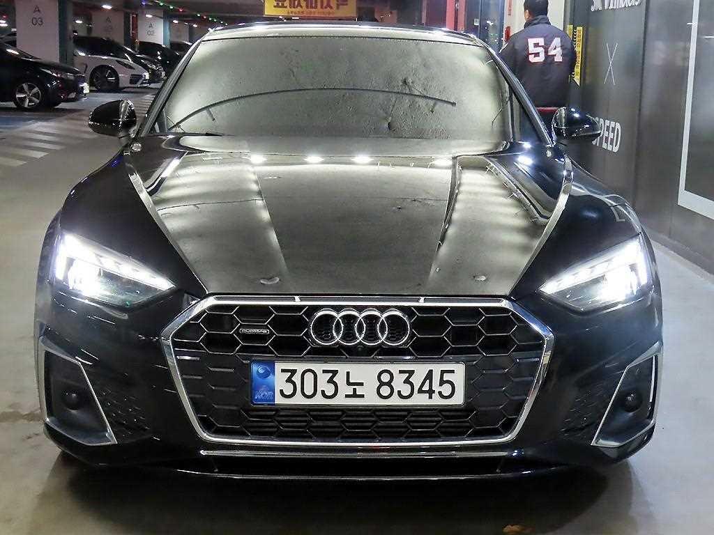 아우디 A5 45 TFSI 콰트로 프리미엄 스포트백 사진 2/20