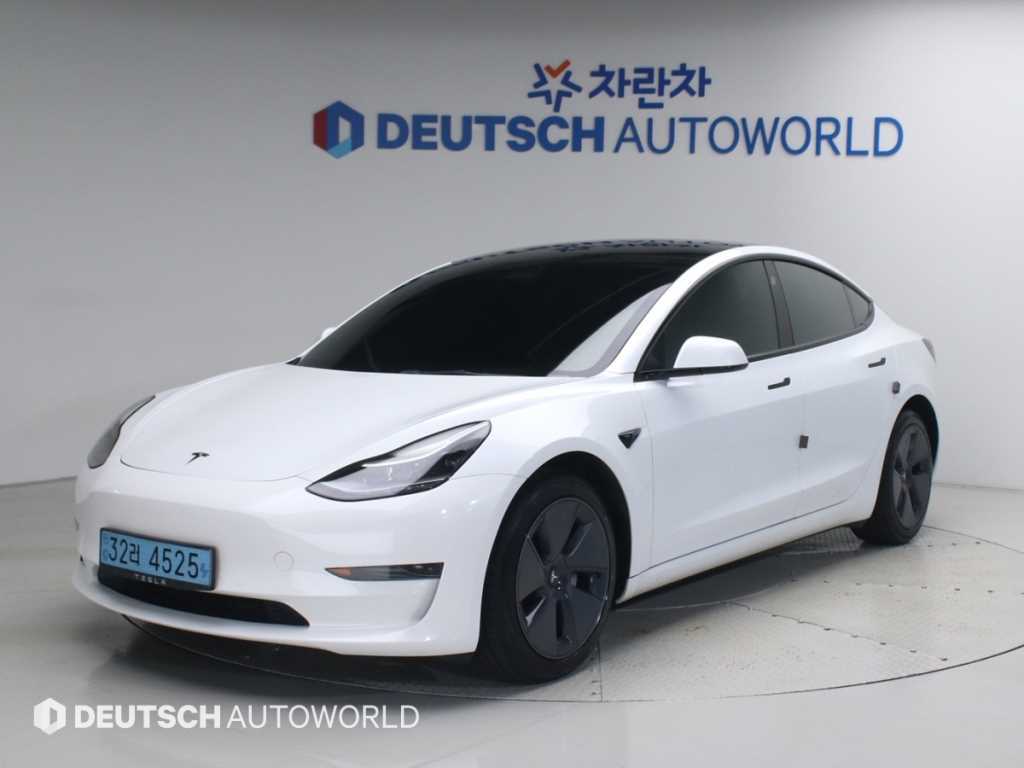 모델 3 RWD 2022년식