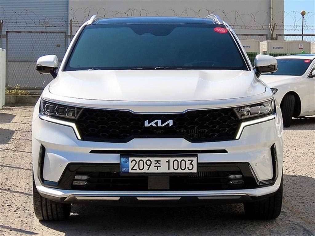 기아 쏘렌토 가솔린 2.5T 2WD 시그니처 사진 2/20