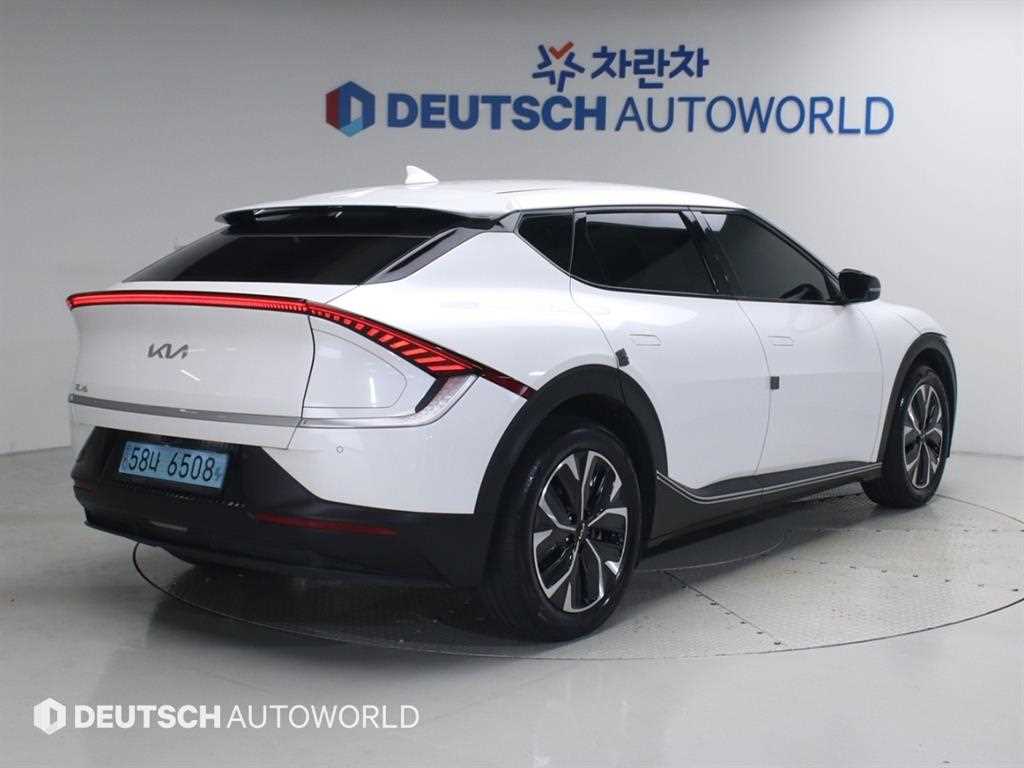 기아 EV6 롱레인지 AWD 에어 사진 2/18