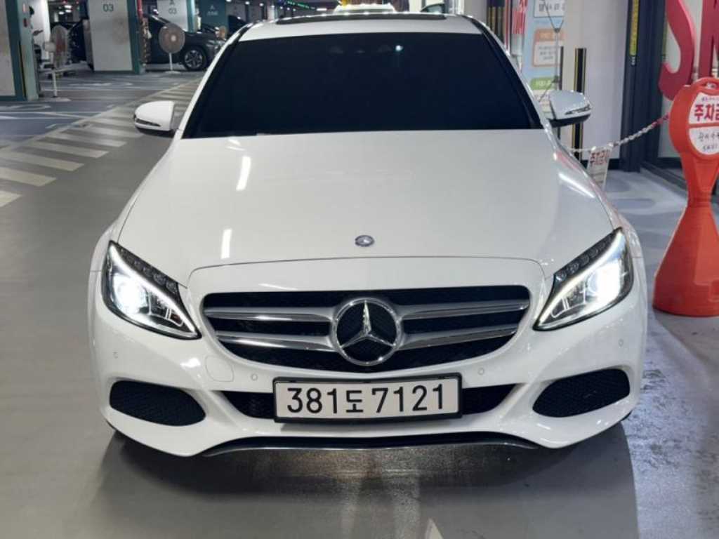 C클래스 W205 C220 d 아방가르드 2016년식