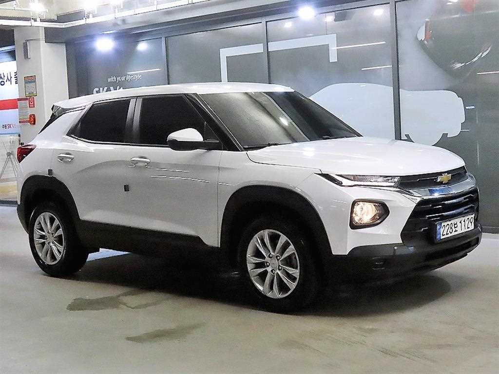 트레일블레이저 2WD 1.3 터보 가솔린 프리미어 2022년식