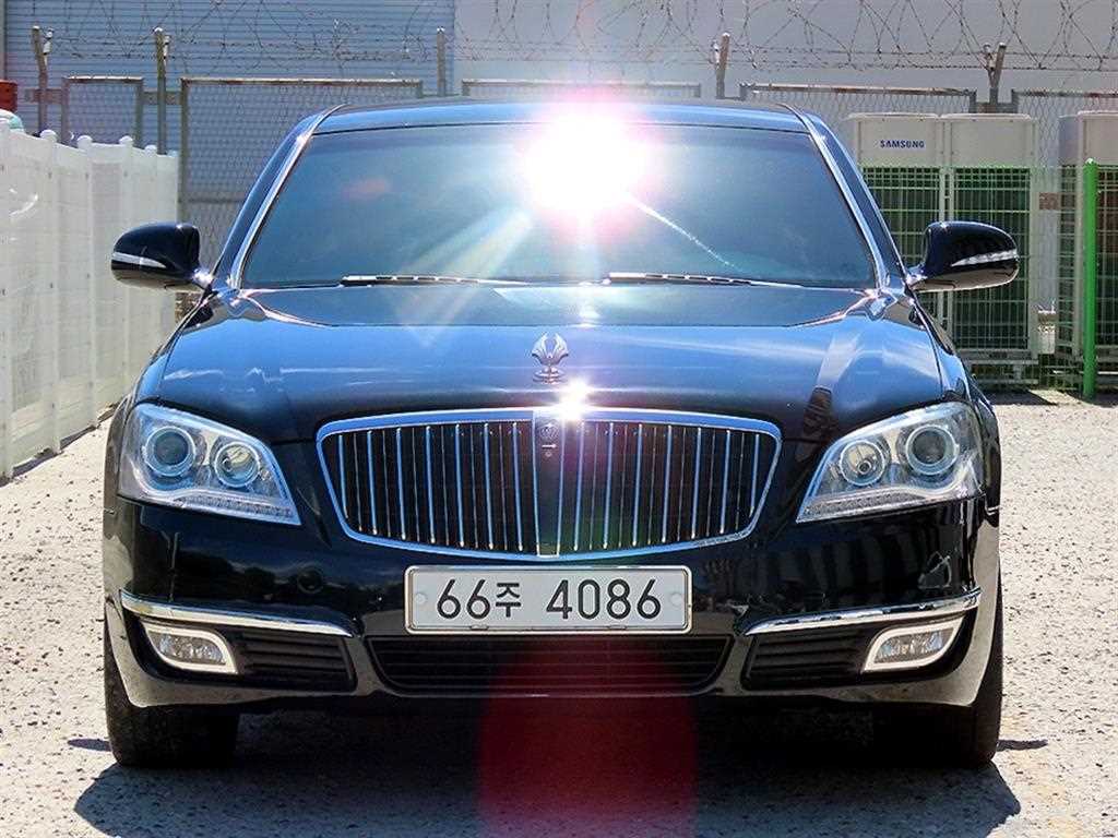 뉴체어맨W 가솔린 4WD CW700 4TRONIC 익스큐티브 2015년식