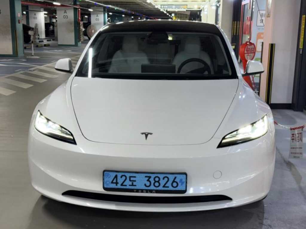 모델 3 RWD 2024년식