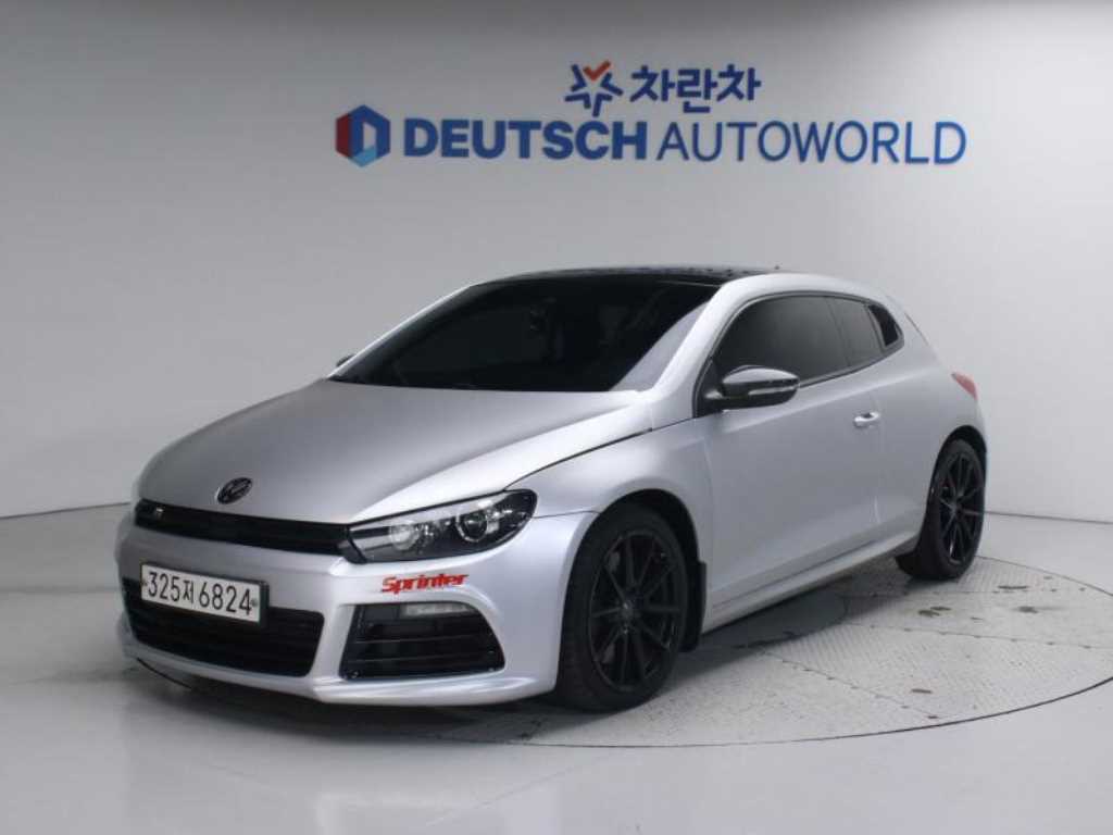 시로코 2.0 TSI R 2013년식