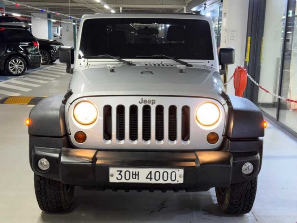 랭글러 2.8 루비콘 2DR 2011년식