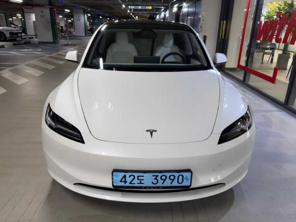 모델 3 RWD 2024년식