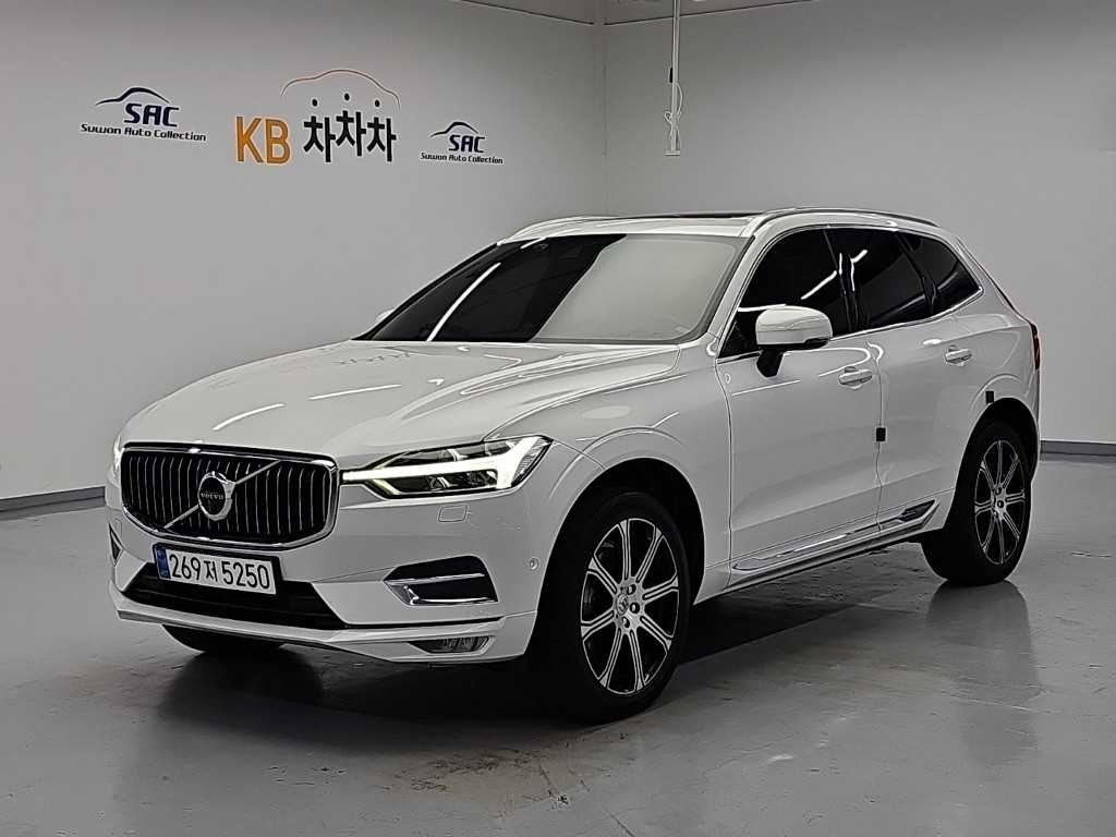 볼보 XC60 D5 AWD 인스크립션 사진