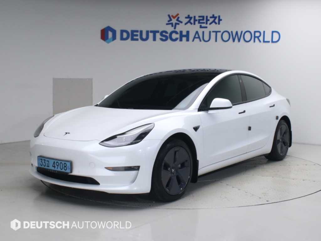 테슬라 모델 3 롱 레인지 사진