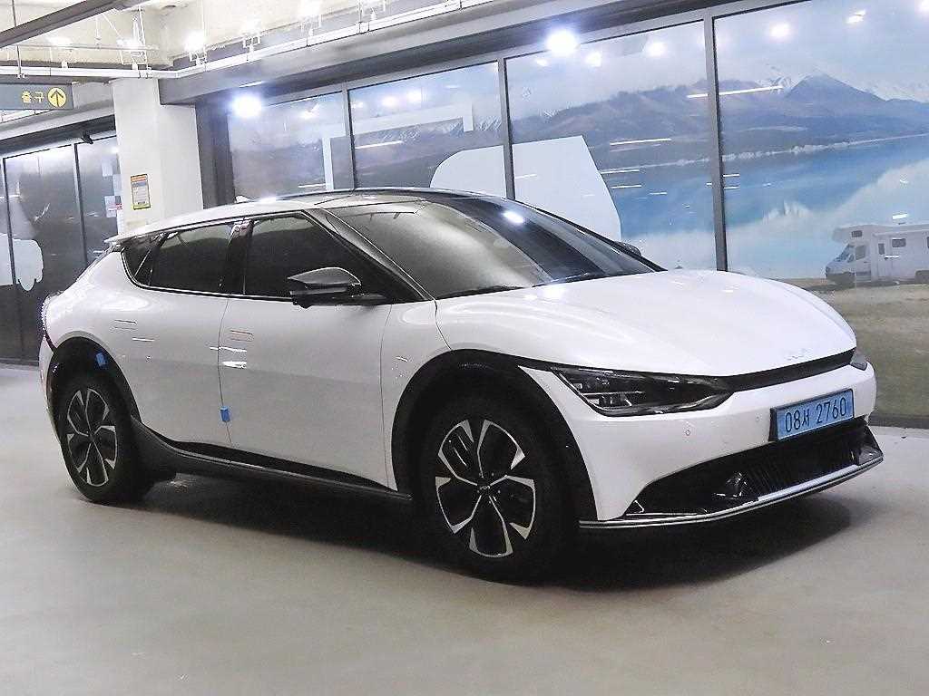EV6 롱레인지 AWD 어스 2023년식