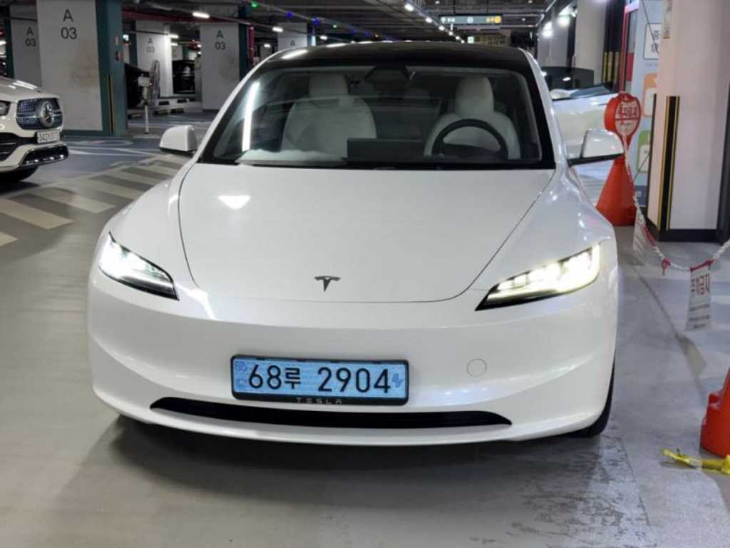 모델 3 RWD 2024년식