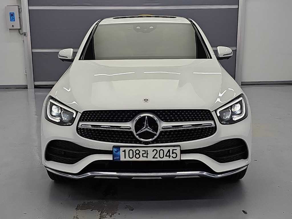 벤츠 GLC 클래스 GLC 300 4MATIC 쿠페 사진 2/20