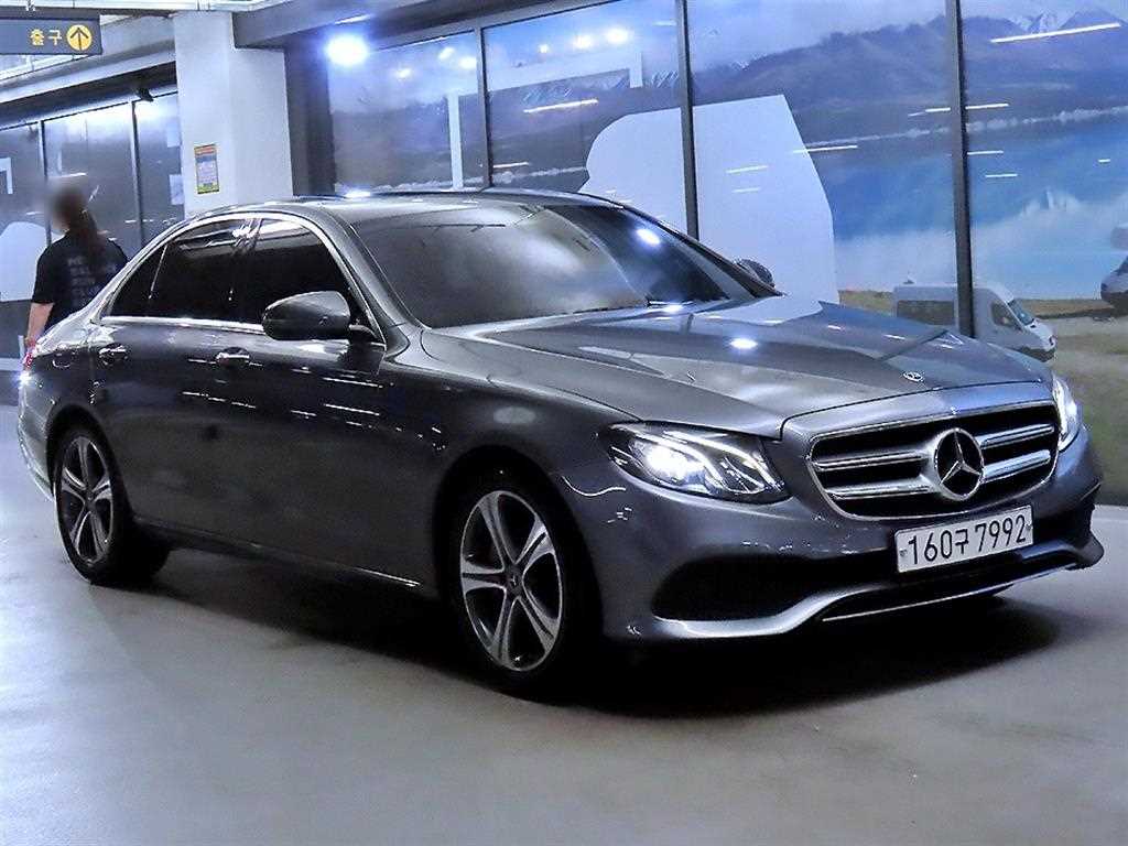E-클래스 W213 E300 아방가르드 2019년식