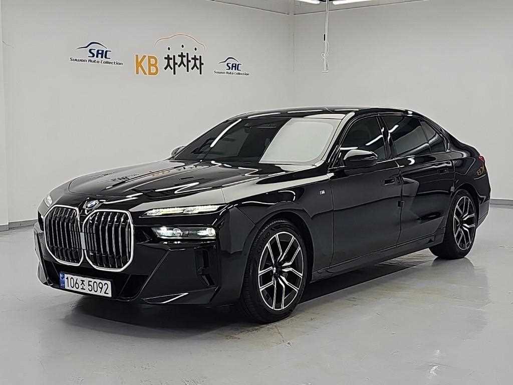 BMW 7시리즈 740i sDrive M 스포츠 사진 2/20