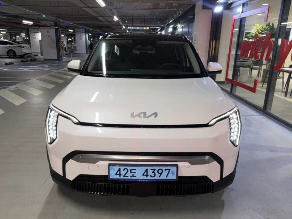 EV3 롱레인지 2WD 어스 2025년식
