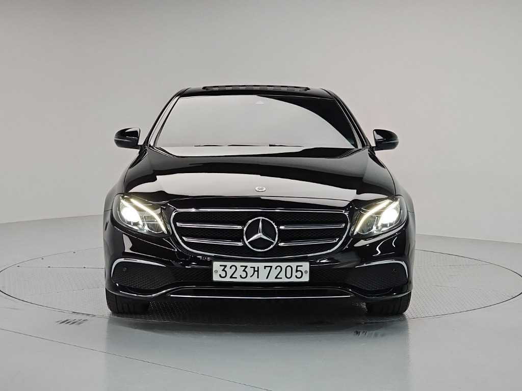 벤츠 E 클래스 E250 아방가르드 사진 2/18