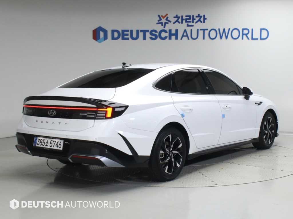 현대 쏘나타 가솔린 2.0 익스클루시브 사진 2/20