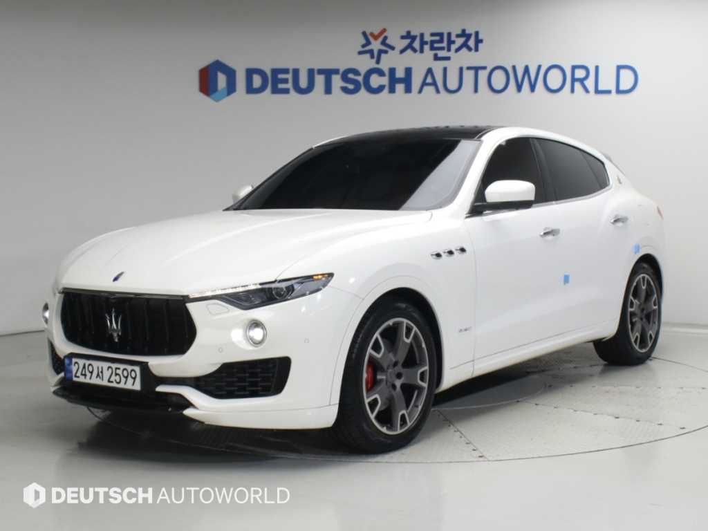 마세라티 르반떼 3.0 AWD 그란 스포츠 사진