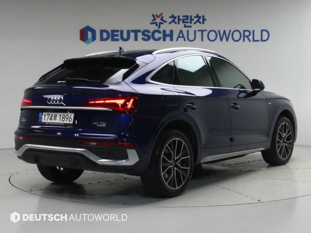 아우디 Q5 40 TDI 콰트로 프리미엄 스포트백 사진 2/20