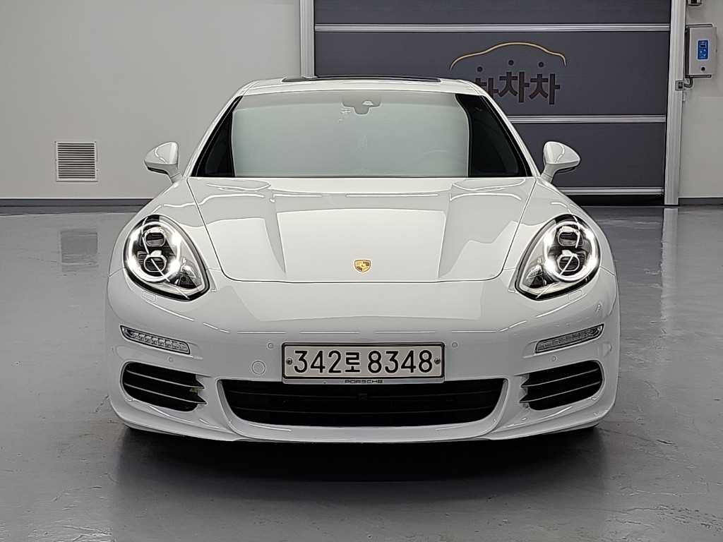 포르쉐 파나메라 3.6 AWD 사진 2/20