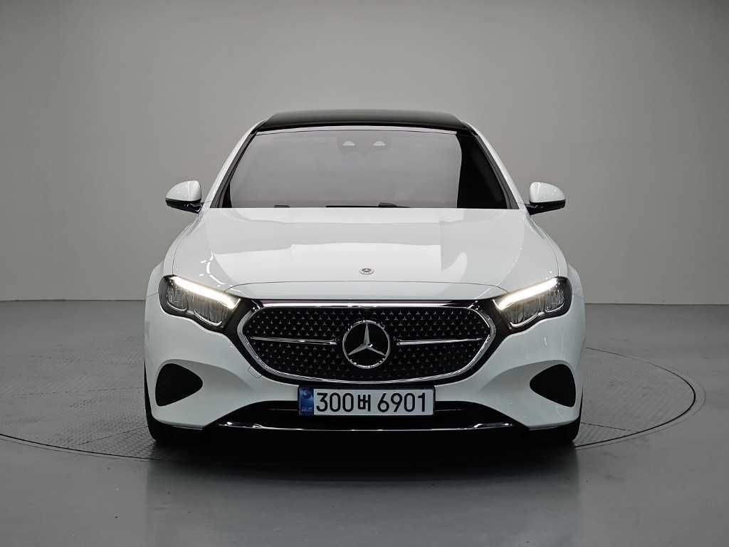 벤츠 E 클래스 E200 아방가르드 사진 2/18