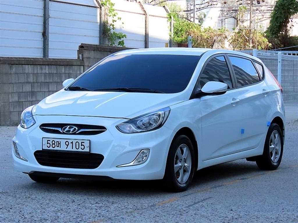 엑센트신형 위트 1.4VVT 모던 2015년식