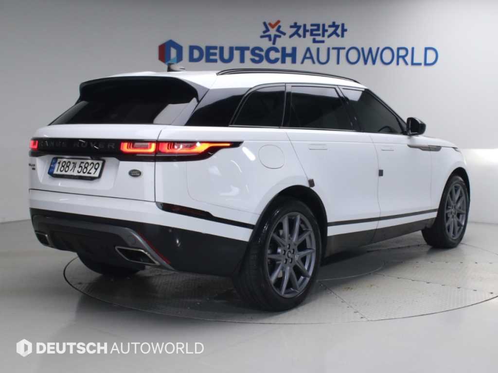 랜드로버 레인지로버 벨라 3.0 P400 R-다이나믹 HSE 사진 2/20