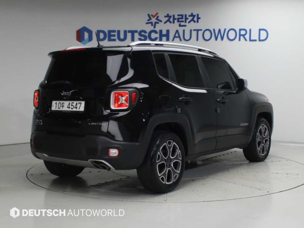 지프 레니게이드 2.0 디젤 리미티드 AWD 사진 2/20