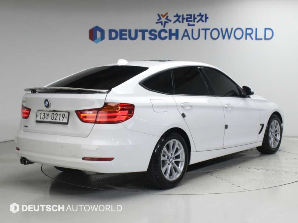 BMW 그란투리스모 GT 320D xDrive 사진 2/20