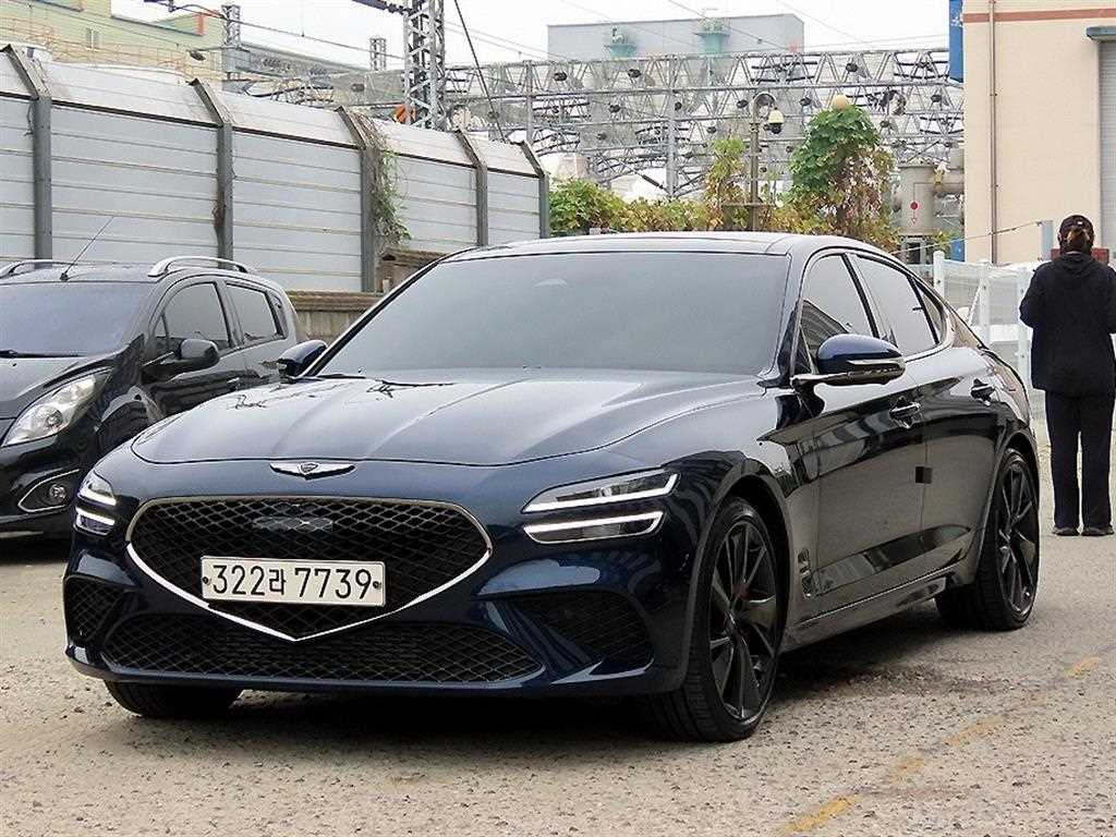제네시스 G70 가솔린 3.3T 4WD 기본형 사진 2/20