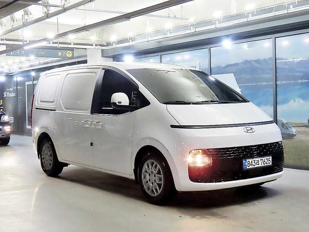 스타리아 2WD 디젤 카고 모던 5인승 2023년식