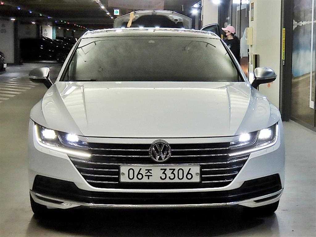 폭스바겐 아테온 2.0 TDI 엘레강스 프레스티지 사진 2/20