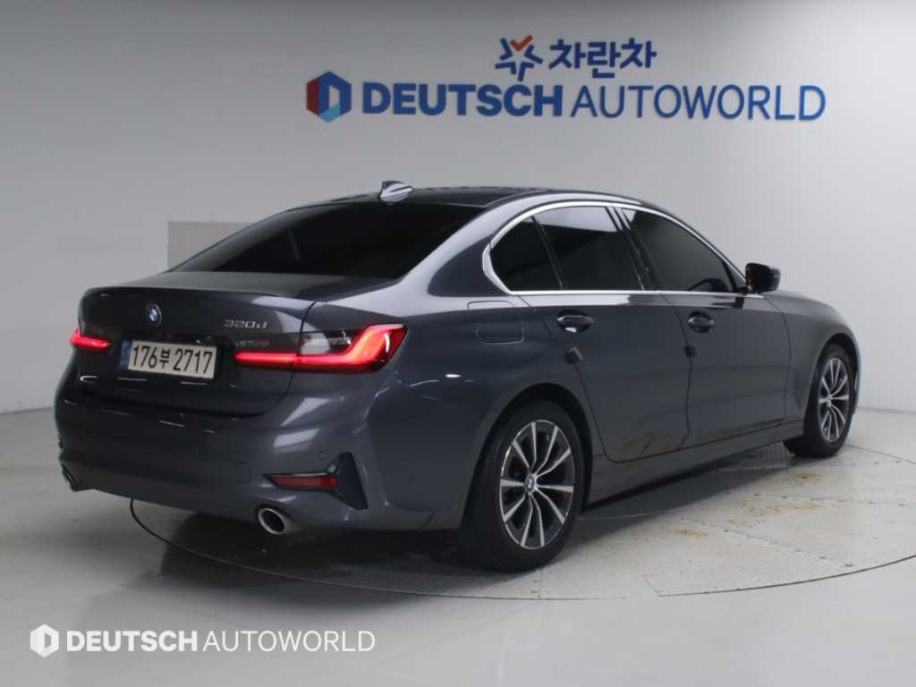 BMW 3시리즈 320d 사진 2/20