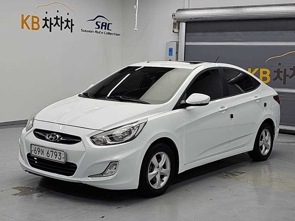 엑센트신형 1.6GDI 블루세이버 2012년식