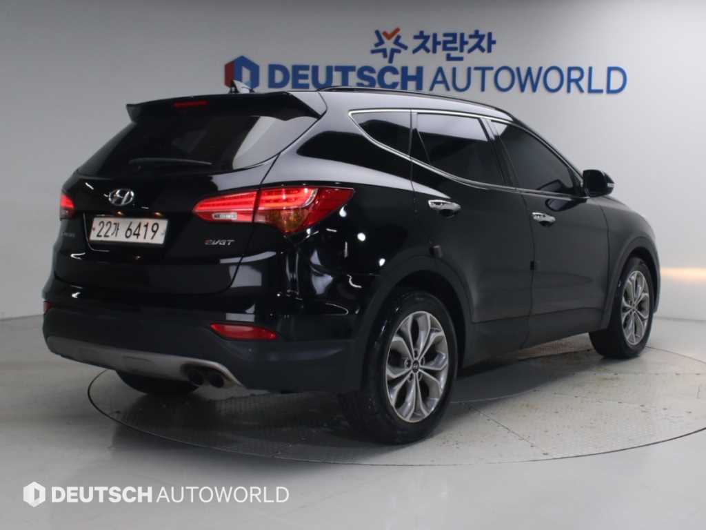현대 싼타페 디젤 2WD 2.2 익스클루시브 사진 2/20